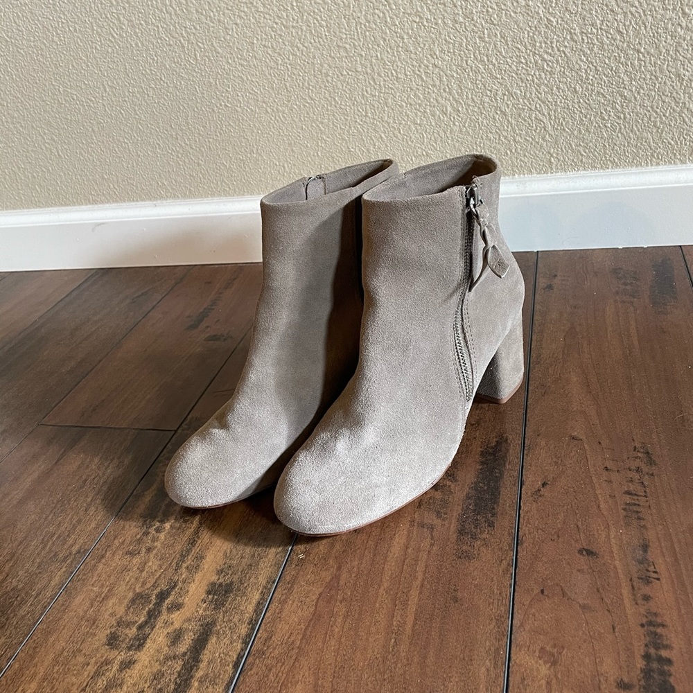 Splendid Kevin Booties gray suede